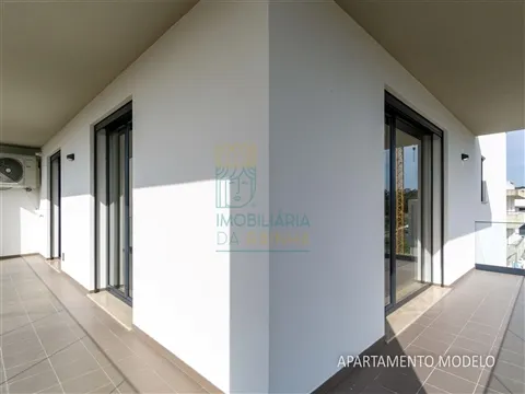 New 3-Bedroom Apartment with Garage – Center of Caldas da Rainha