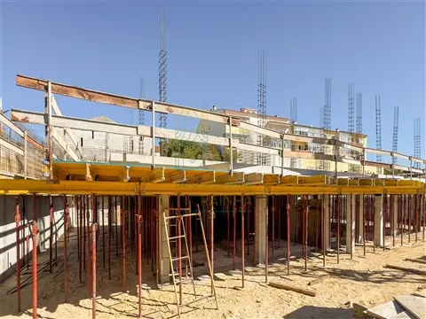 Apartamento T3 com Garagem e Elevador – Centro de Caldas da Rainha 