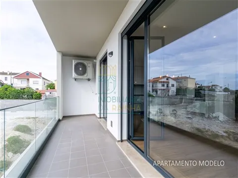 3-Bedroom Apartment with Garage and Elevator – Center of Caldas da Rainha