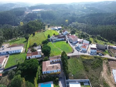 Terreno urbanizável perto de Caldas da Rainha