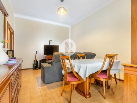 Apartamento T2 para venda em Ermesinde – Rés-do-Chão, Central e Arrendado