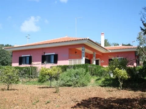 3 Schlafzimmer Villa mit Garage