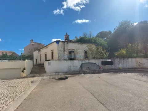 A Canvas with History: A Unique Opportunity on the Outskirts of Loulé