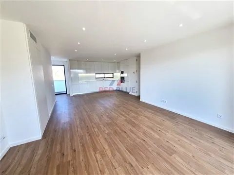APARTAMENTO T3, A 400 METROS DA PRAIA, PÓVOA DE VARZIM