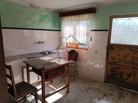 Moradia para Restaurar