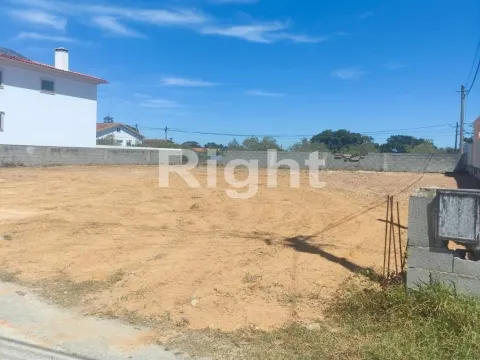 Plot of land in Barosa/Leiria