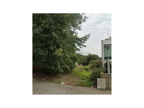 Lote para construção de moradia em Moreira - Maia