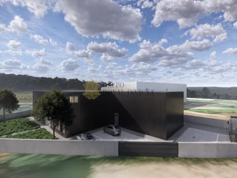 Terreno Com Projecto Aprovado para armazém de 1000m2