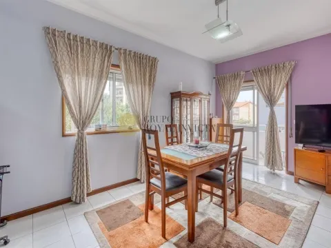 Apartamento T2 ao metro da Campainha - Baguim do Monte