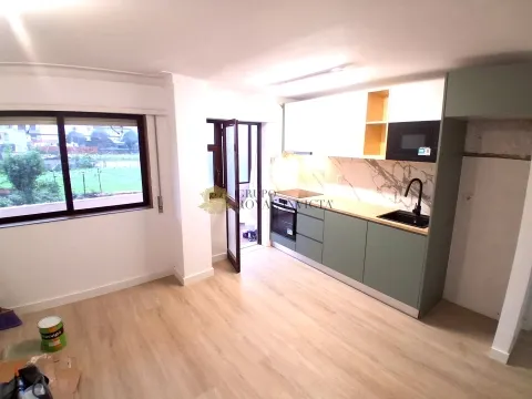 Apartamento T2 Totalmente Renovado • Rio Tinto