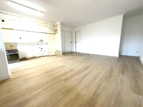 Apartamento T2 Totalmente Renovado • Rio Tinto