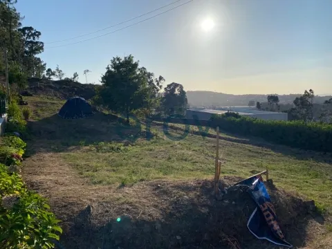   Terreno em Santo Tirso - Vila Nova do Campo