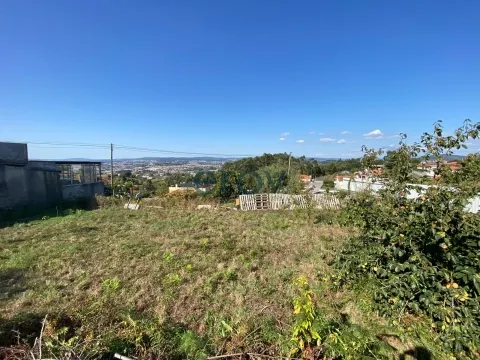 Lote de Terreno com 600 m² em Roriz – Santo Tirso