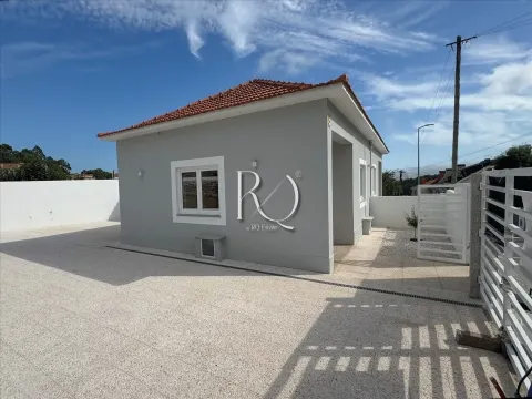 Semi-detached house T2