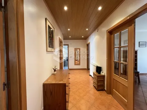 APARTAMENTO T3 PARA ARRENDAMENTO NO FUNDÃO