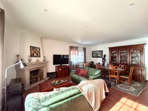 Vivienda Adosada 4 habitaciones