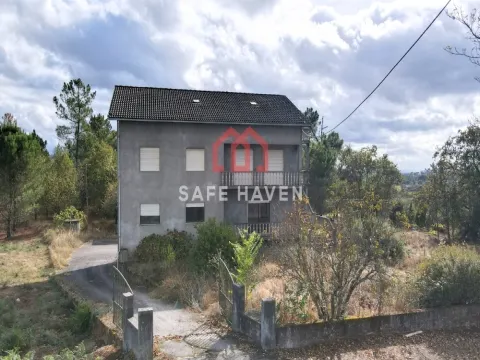 Building >=10 Bedroom