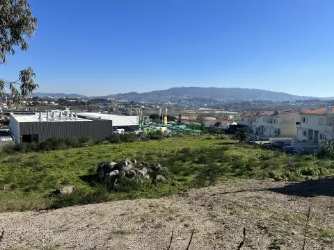 Terreno de Construção - Silvares, Guimarães - 300.000€