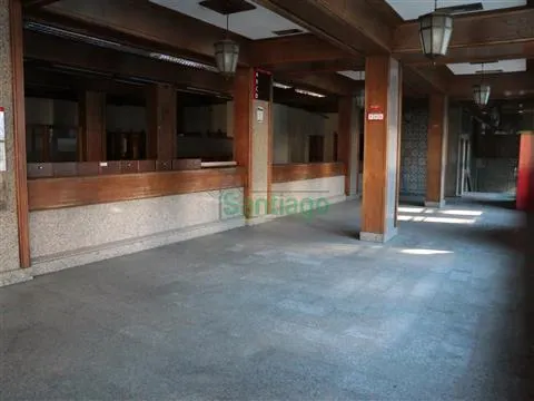 Arrendamento das antigas instalações dos CTT