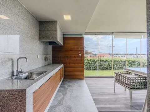 Semi-detached house T4