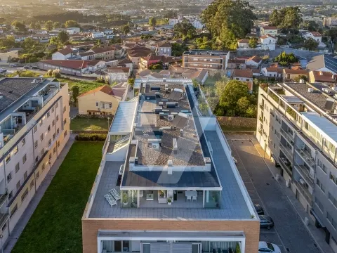 Penthouse T4 á Venda no Porto - Maia - Pedrouços.