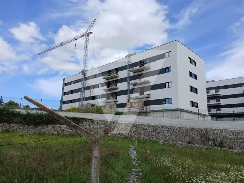 Terreno com PIP Aprovado Para Prédio/ Moradias - Chaves.