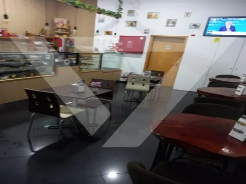 Trespasse Pão Quente/Pastelaria /Gelataria e Restaurante - Canidelo - V.N.Gaia.