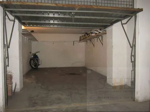 arrenda garagem centro Castelo Branco