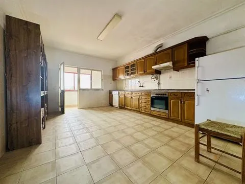 Venda T3, Garagem Alcains, Castelo Branco