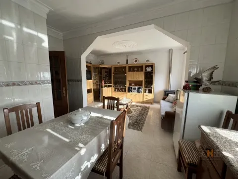 Fração moradia T2-Retaxo