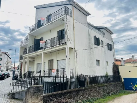 Semi-detached house T4