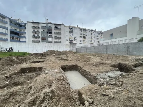 moradia-isolada-em-construcao-castelo-branco