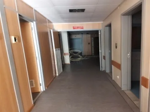 Loja/Escritório, Três Bicos, Portimão.