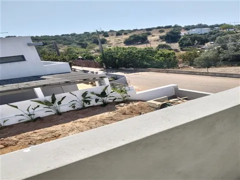 Moradia nova, T3, Portimão