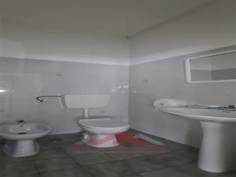 (Investimento) Loja c/ luz natural 