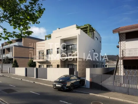 Andar Moradia T3 Duplex Novo em Alfena