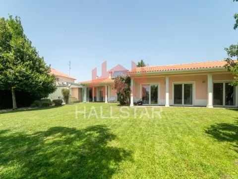 Moradia T3 Térrea / Jacuzzi / Gândara dos Olivais