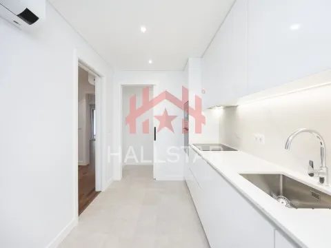 New 4-Bedroom House / Garage / Leiria City Center