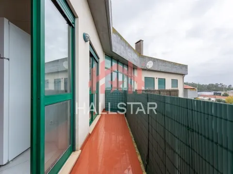 3-Bedroom Duplex Apartment / For Rent / Enclosed Garage / Azoia