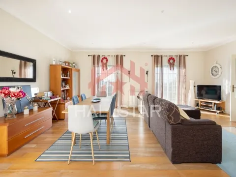 Detached 3-Bedroom House / Central Heating / Torre