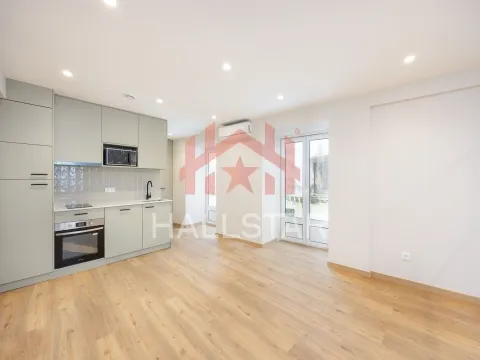 Apartamento T2 Novo / Cozinha Equipada / Centro Histórico de Leiria