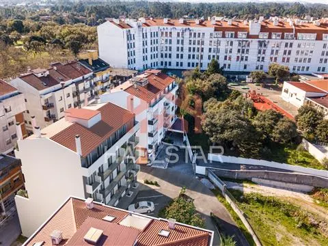 Apartamento T2 / Em construção / Ar condicionado / Varandas / Fátima