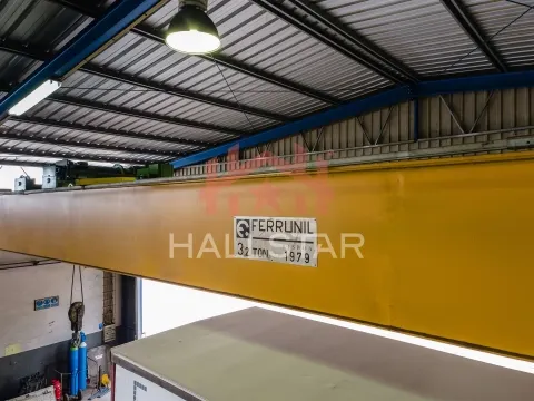 Warehouse / Industrial Activity / Covered Area of &#8203;&#8203;1840m2 / Azoia