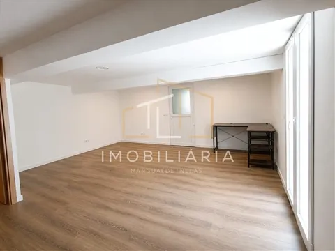 Moradia na Vila de Santar