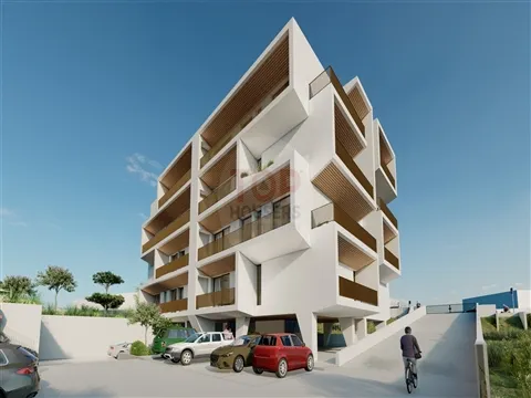 Apartamento T3  com Piscina em Gambelas – Faro