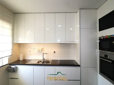 Moradia T3+1 para arrendamento em Carregosa, Oliveira de Azeméis