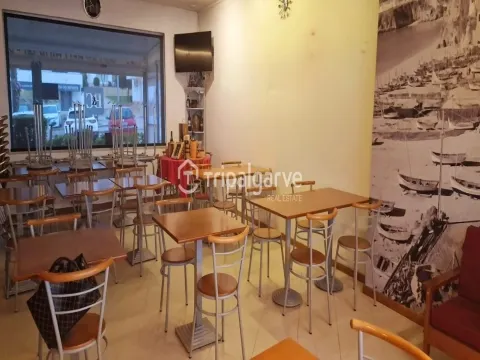 Belo Restaurante com mais de 70 couvert no centro nevrálgico de Albufeira.