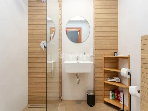 Renovated Studio for Sale in Albufeira Old Town – 3 Min to Peneco Beach &#124; AL Licensed