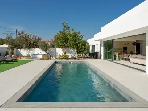 Luxury Modern Villa in São Brás de Alportel