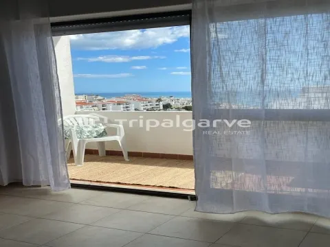 1 bedroom apartment with sea and pool views